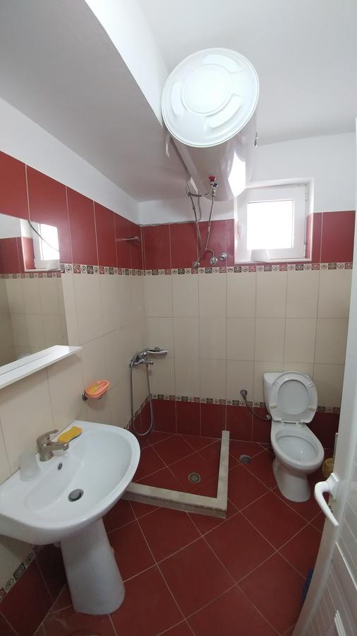 Mona'S Hostel Sarandë Eksteriør bilde